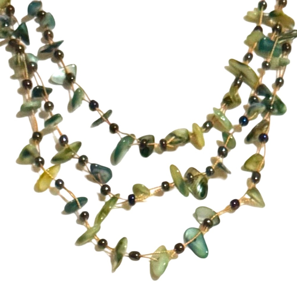 VINTAGE • Cool Shower Peridot Floating Pearl Layering Necklace